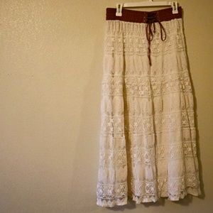 Lace skirt